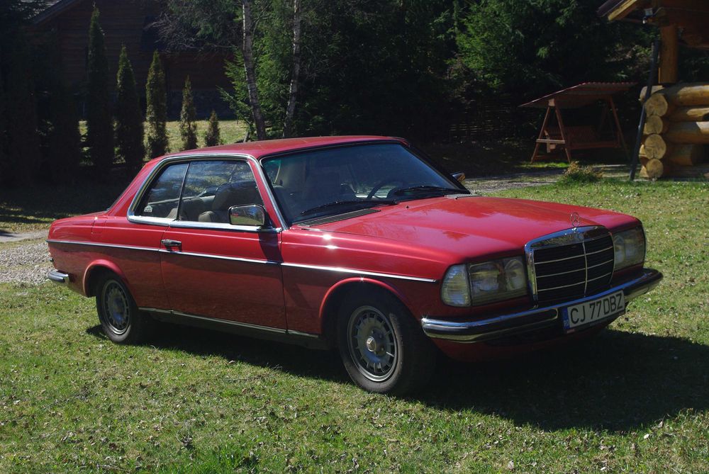 Vand MERCEDES-BENZ W123 280 CE coupe din 1977 cobra VEHICUL ISTORIC