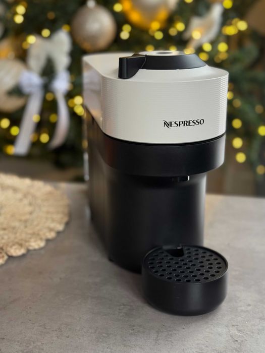 Кафемашина Nespresso Vertuo Pop  ---KATO НОВА---