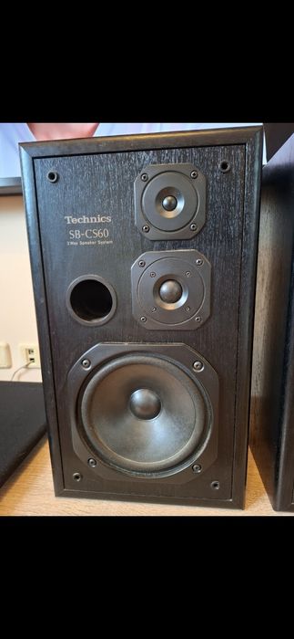 Technics sb-cs60  С много добър външен вид и перфектни технически.