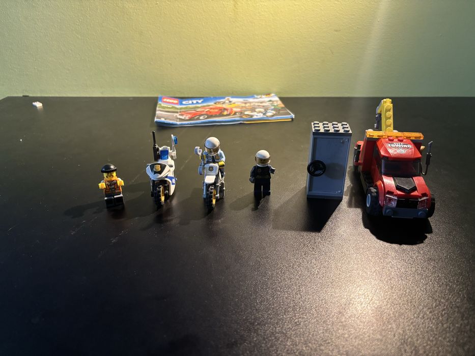 lego city 60137.