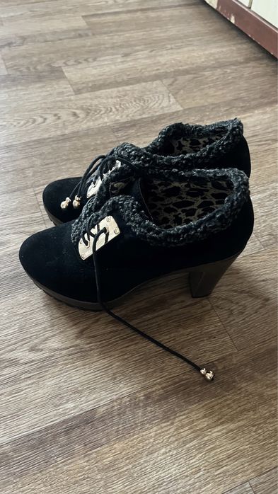 Ботильоны замшевые