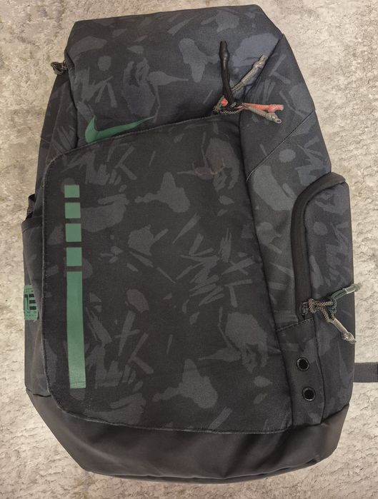 Продам Nike Elite v2