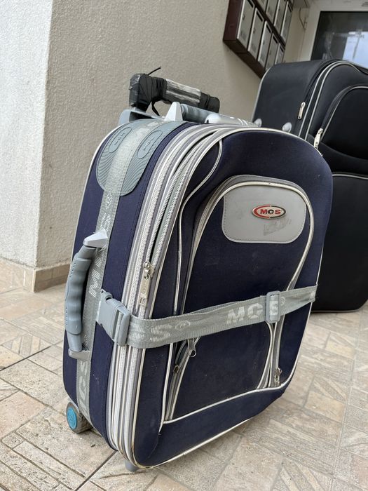 малък куфар за багаж