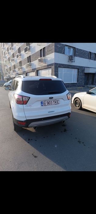 Ford Kuga Trend 1.5 Tdci 4x2 PRET 10.000€