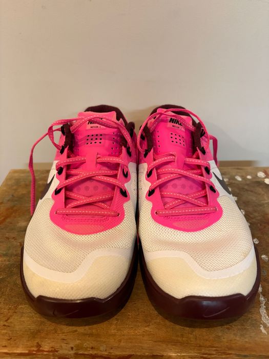 Дамски маратонки - Nike Metcon