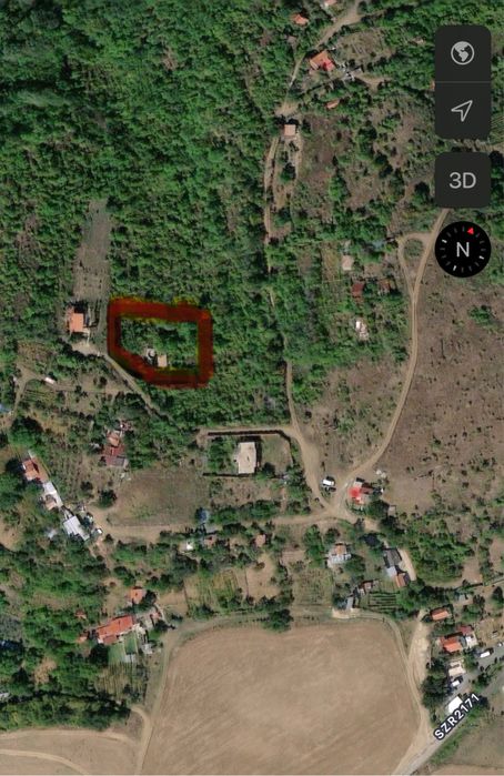 Просторен парцел с къща в землището на село Люляк с ток и вода