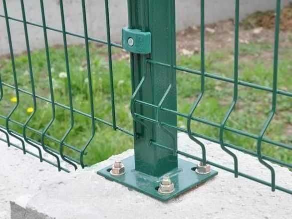 Ограда. Метални оградни пана и колове. Мрежа с декорация. ТОП обяви!