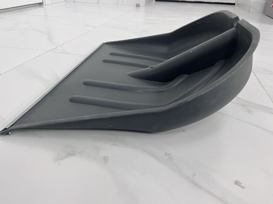 Продам лопату снегоуборочную