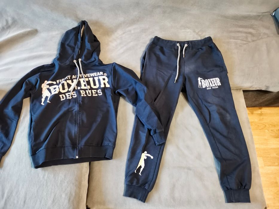 5бр Блузи, 2бр суитчъра, 1 комплект анцуг