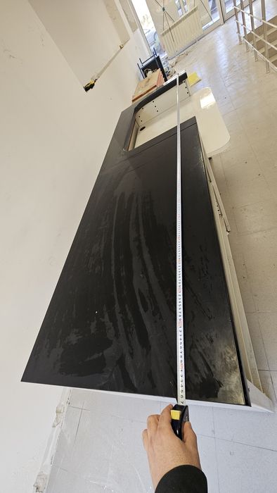 Фронт офис Бюро-Италианско