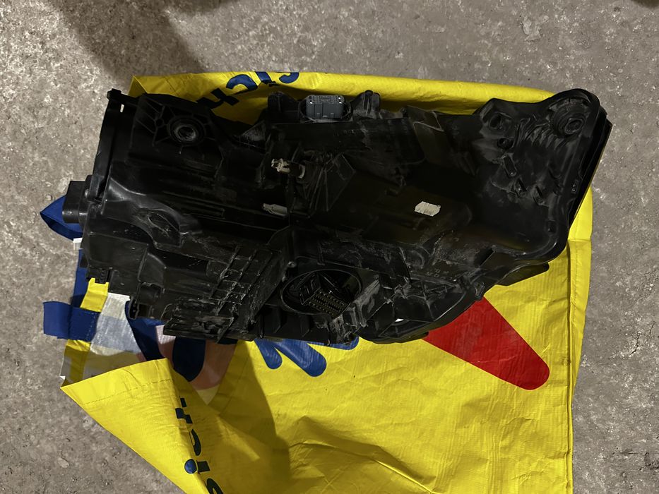 Ляв оригинален фар за Ауди А3