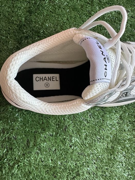 Chanel runner silver