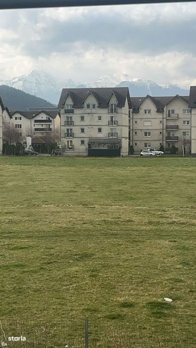 Lumina naturală pe tot parcursul zilei .