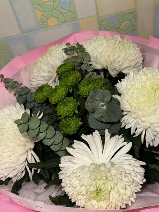 Букет красивых хризантем