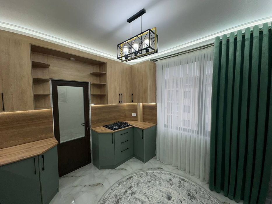 Срочно продаётся 3х -комнатная квартира