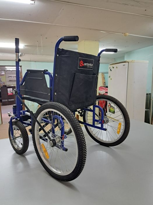 Инвалидная коляска