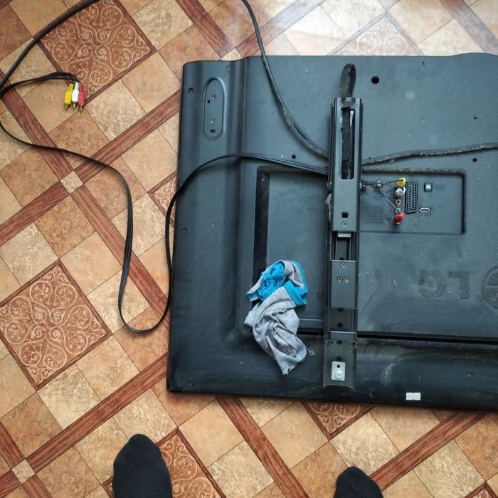 ЖК телевизор LG 42LB561V