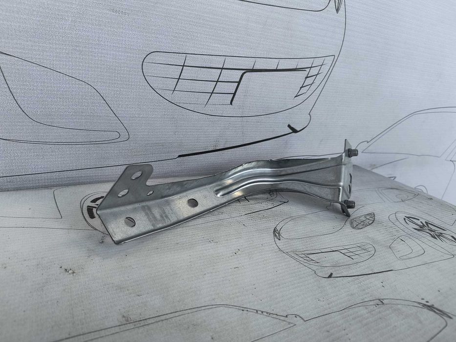 Suport Fixare Aripă Față Stânga Volkswagen Up 2013 / 2011-2024 Cod OEM 1S0821141 (5C2)