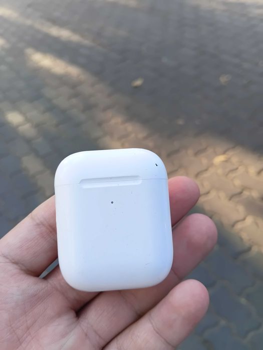 Airpods 2 кейс только
