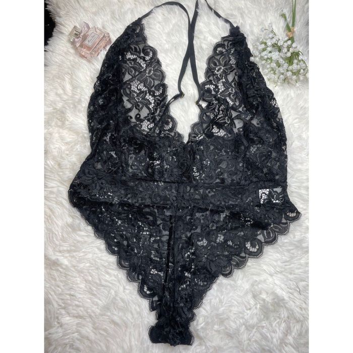 Bodyuri si Lenjerii Sexy