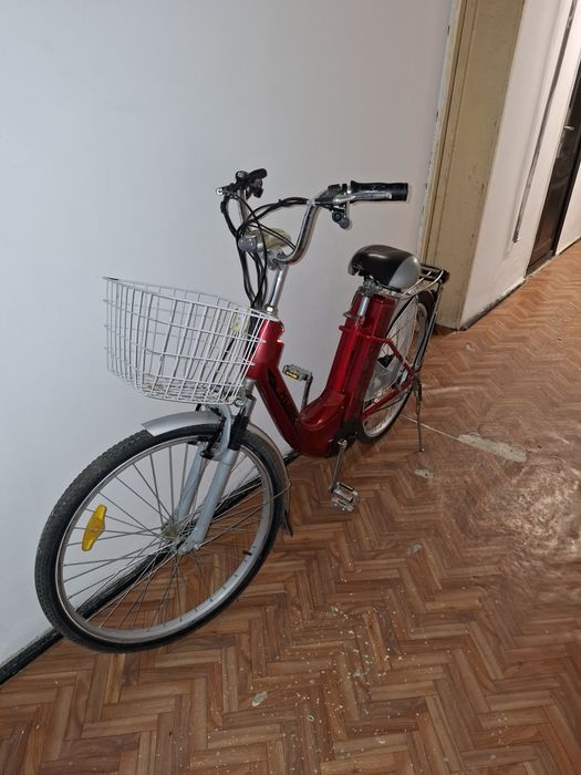 Bicicleta full electric si semi electrica