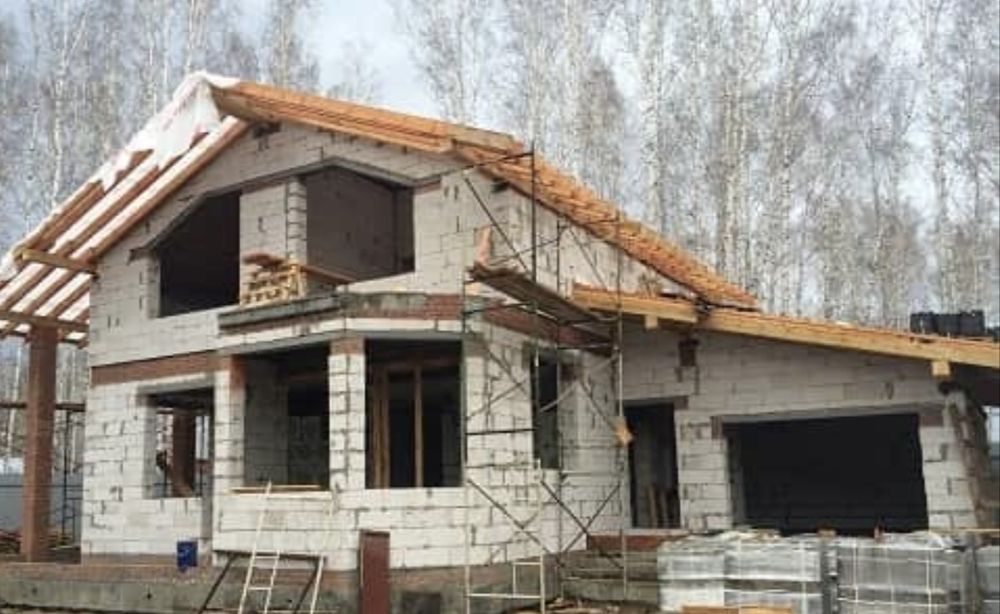 Бригады строителей разного профиля