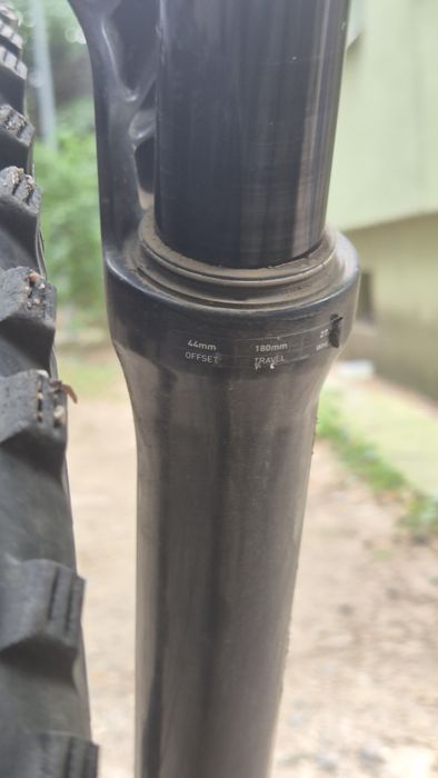 Furca rockshox domain b1