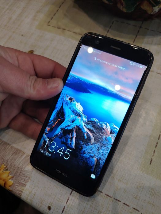 Продавам Huawei p10 lite