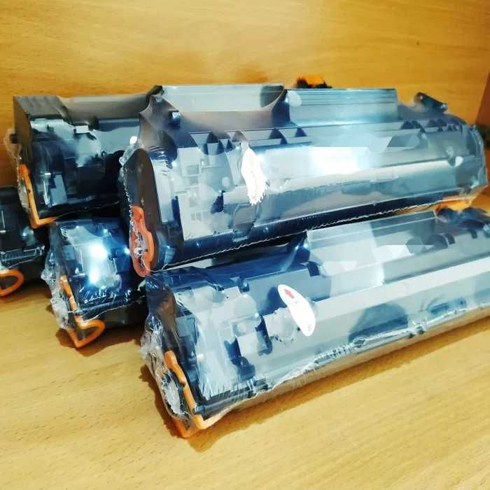 Картриджи. Картриджи для лазерных принтеров абсолютно новые Картриджи