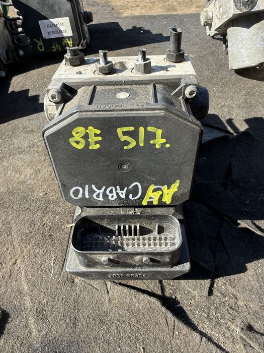 ABS помпа модул Абс за Ауди Audi A4 8e 8e0614517 cabriolet