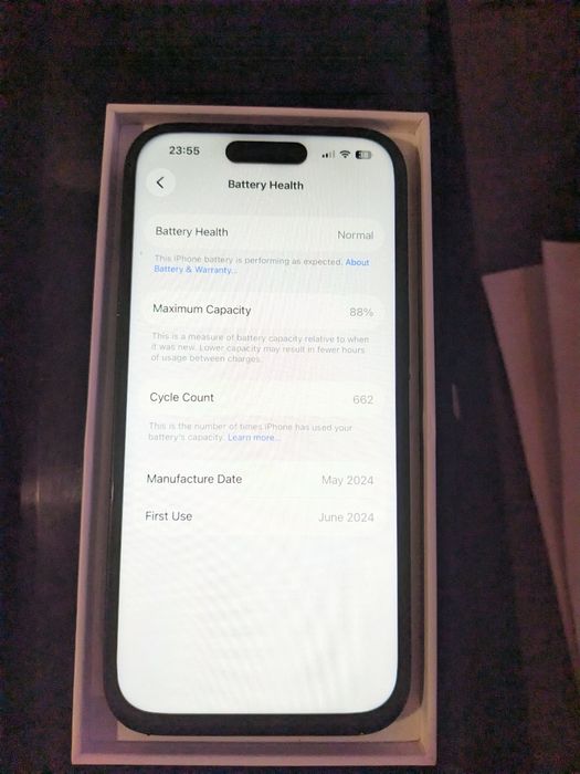 Iphone 15 Перфектен