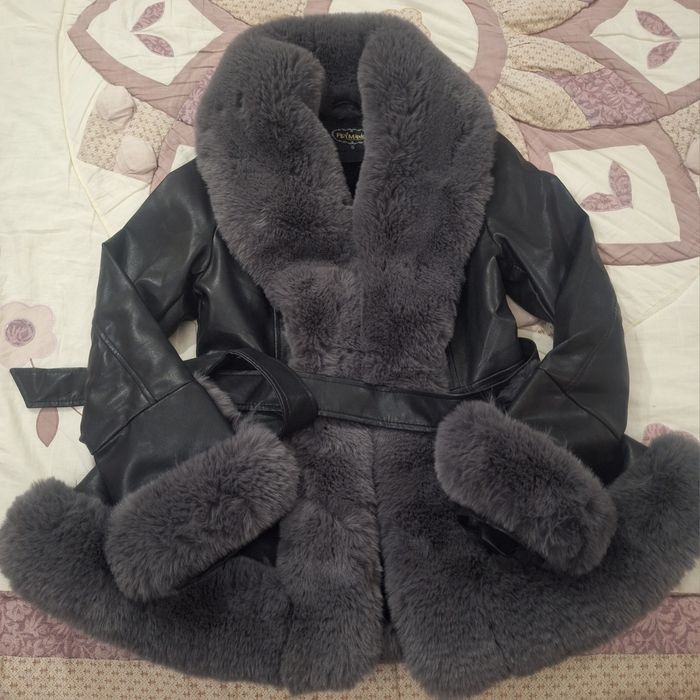 Дамско кожено палто