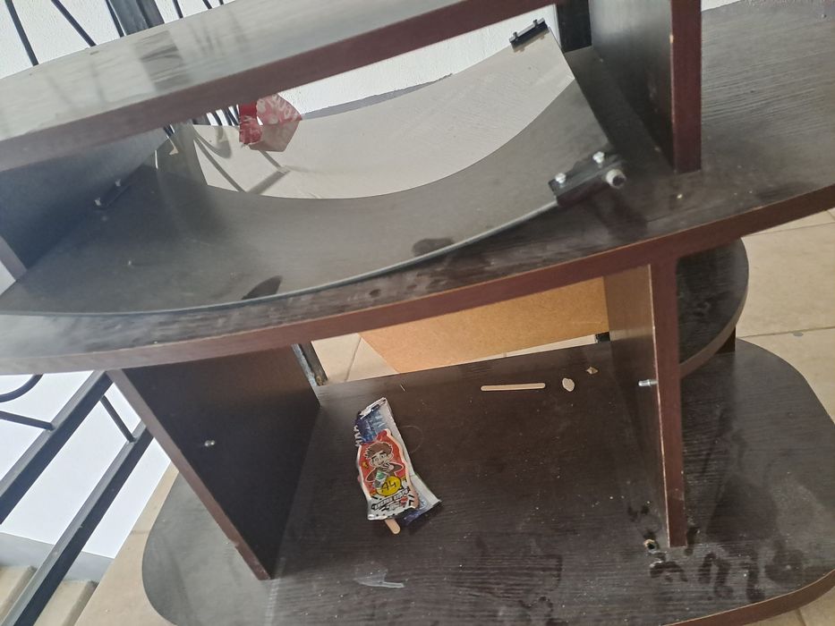 Отдам тумбу даром