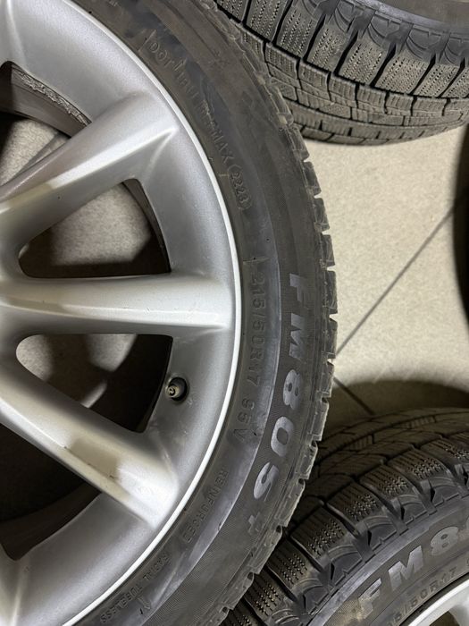 Зимние шины с дисками 215/50/r17