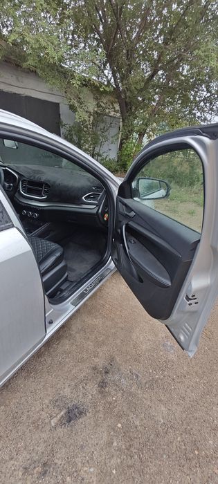 Lada vesta sw ...