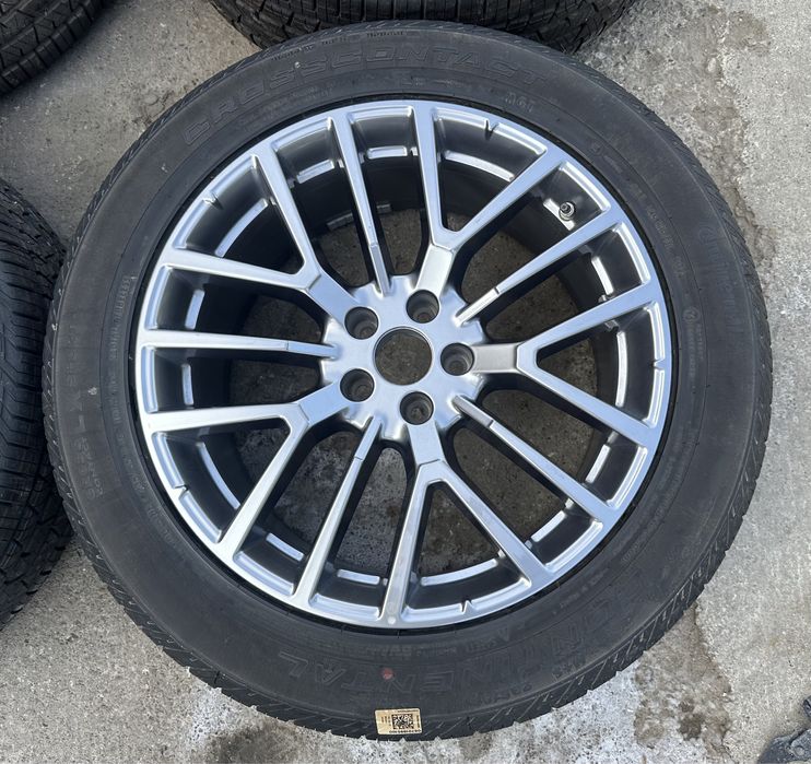 Jante + Cauciucuri Maserati / Alfa Romeo : 235 55 19, ET 29 / 8J, M+S