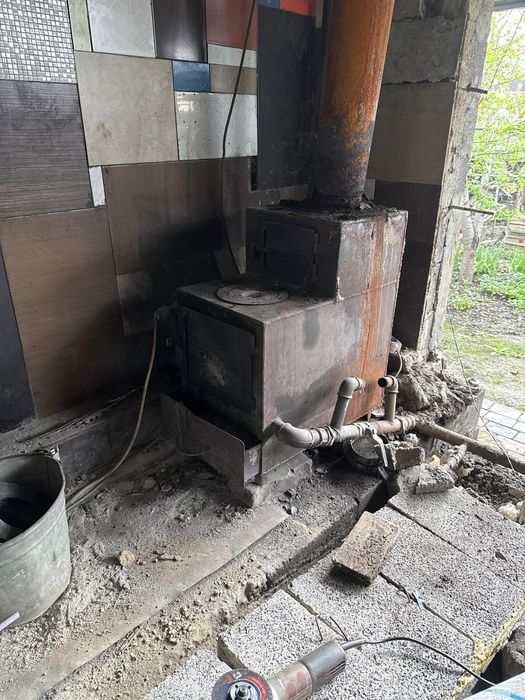 Печка для твердого топлева