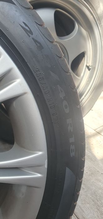 Pirelli Powergy Vara 245 40 r18