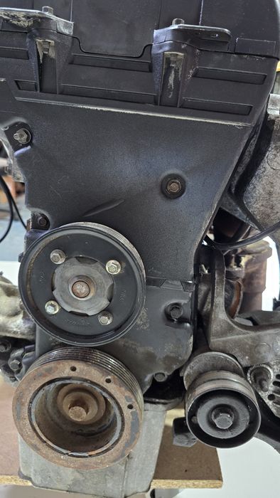 XR3i Zetec 1.8 16V Ескорт/Фиеста/Мондео