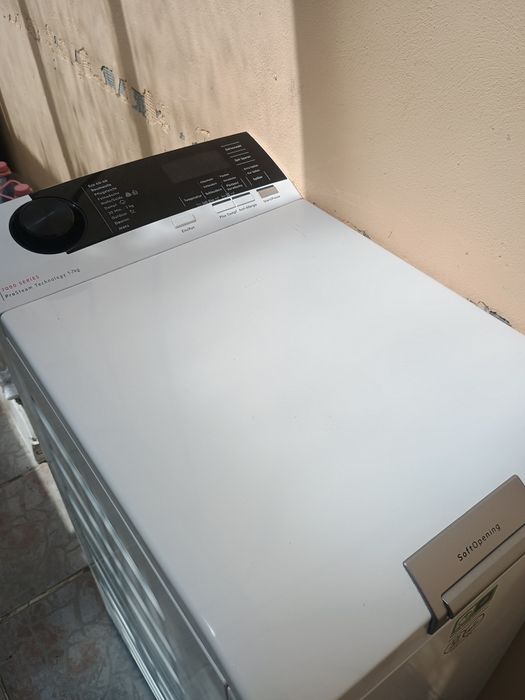 Mașină de spălat rufe AEG model nou Austria