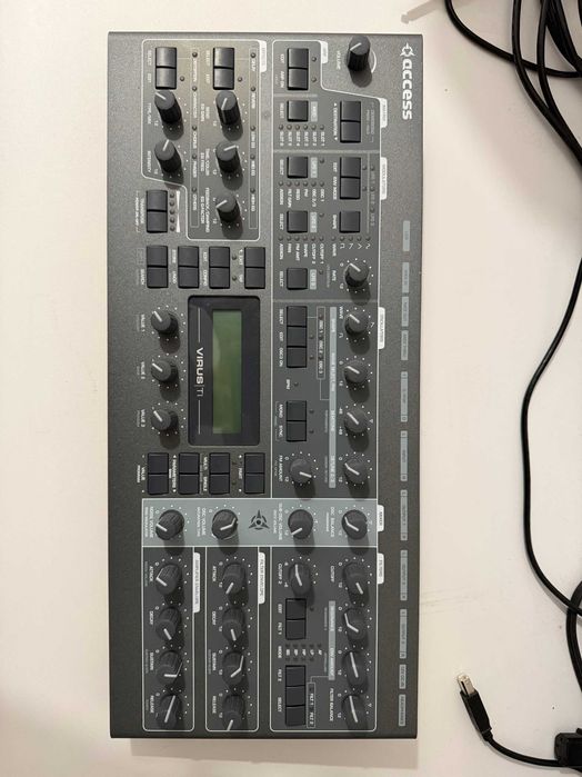 Access Virus TI2 Desktop - Sintetizator Virtual Analog