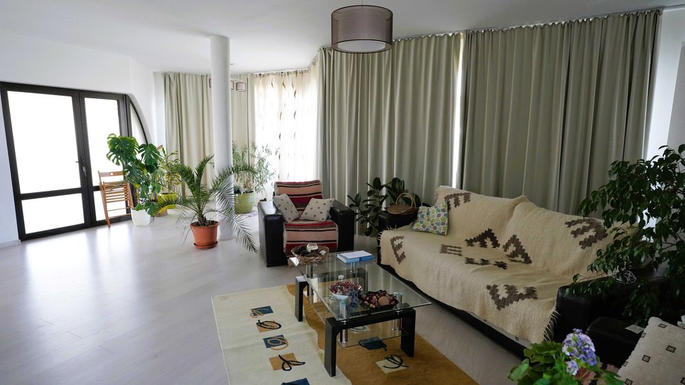 Casa de Vanzare, Valea Calugareasca