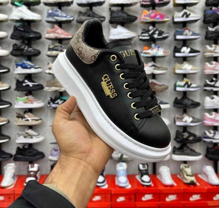 Adidași dama Guess 36-40