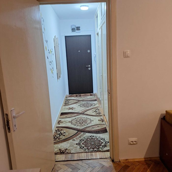 Proprietar inchiriez: Garsonieră / apartament 1 cameră de închiriat – etaj 1, Timișoara Zona Girocului, Lidia