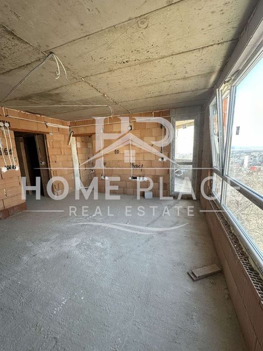 Двустаен апартамент в сграда с АКТ 14 с хубава панорама в кв.Възражда