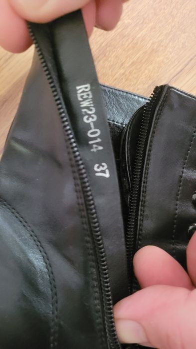 Боти изкуствена кожа 37, Теndenz