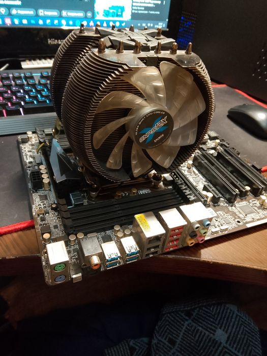 Комплект на LGA 2011 с Core i7 3930K