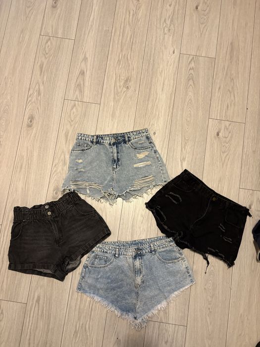 Лот къси панталони