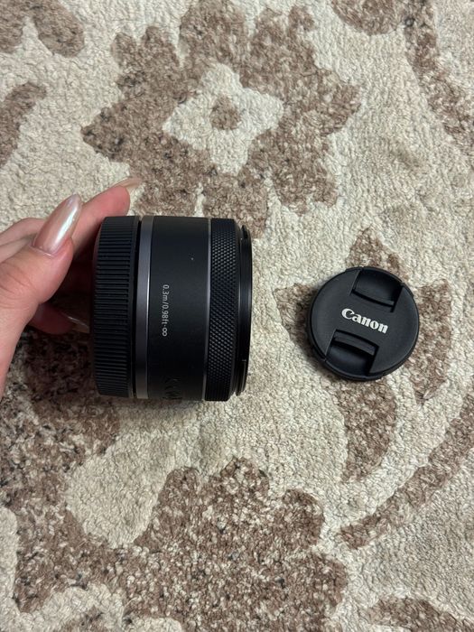 Камера Canon EOS R с набором для съемки