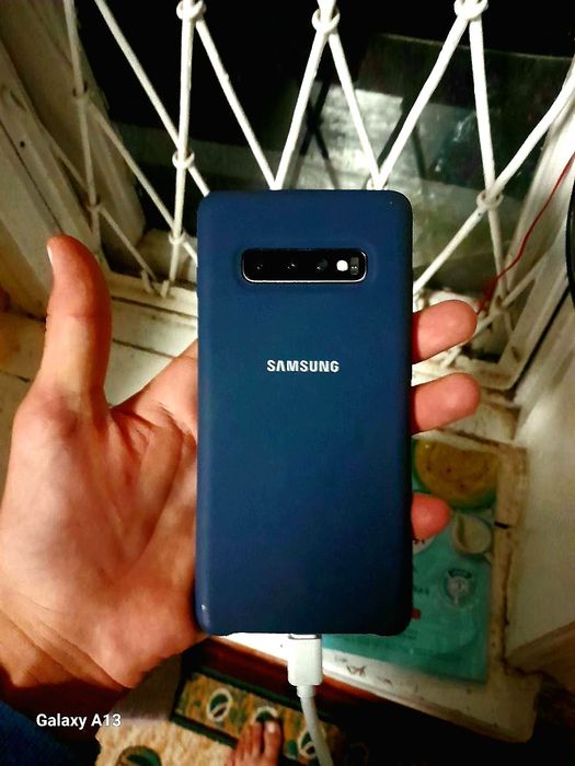 Samsung S 10+ 8ga 128 tali